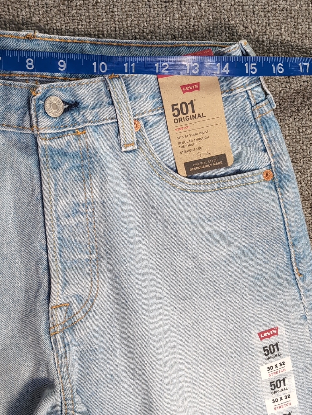 NWT Levi's 501 Original Fit Jeans, 32x32, Light Wash - Stretch Denim - Picture 9 of 10